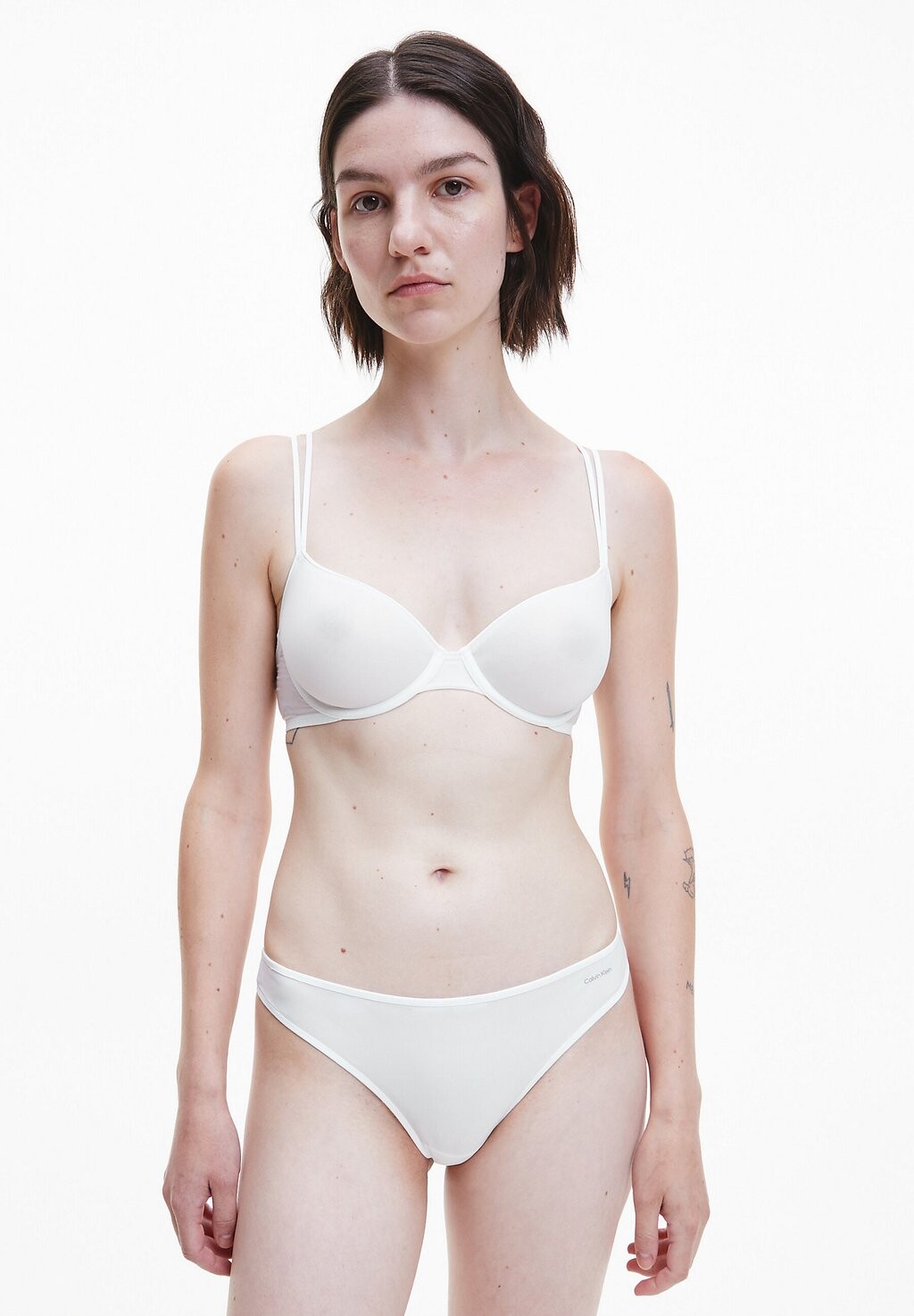 

Стринги Calvin Klein Underwear, белый