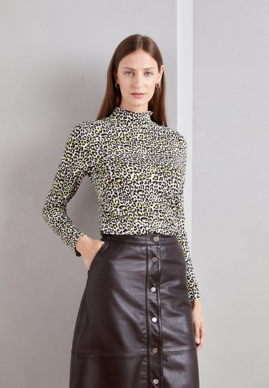 

Футболка с длинным рукавом Print Funnel Marks & Spencer, цвет lime mix