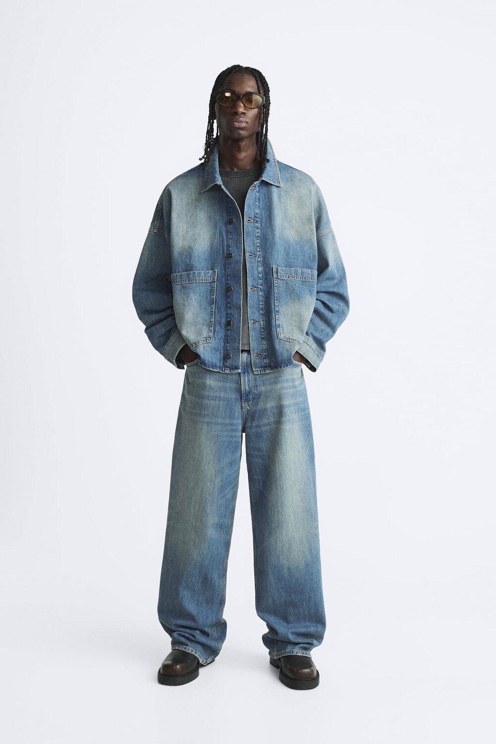 

Джинсовая куртка свободного кроя ZARA, средне-синий