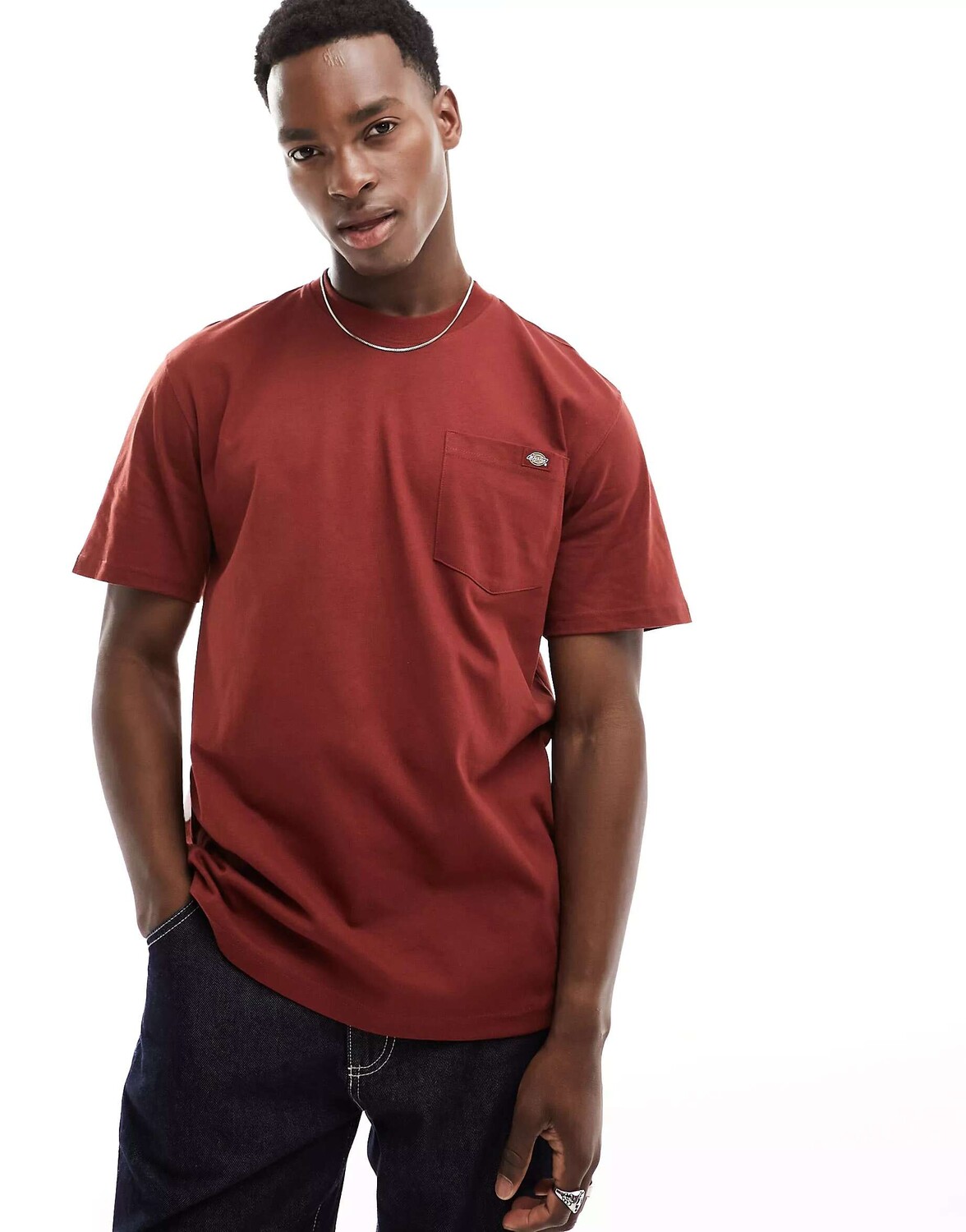 

Бордовая футболка с карманом Dickies, Красный