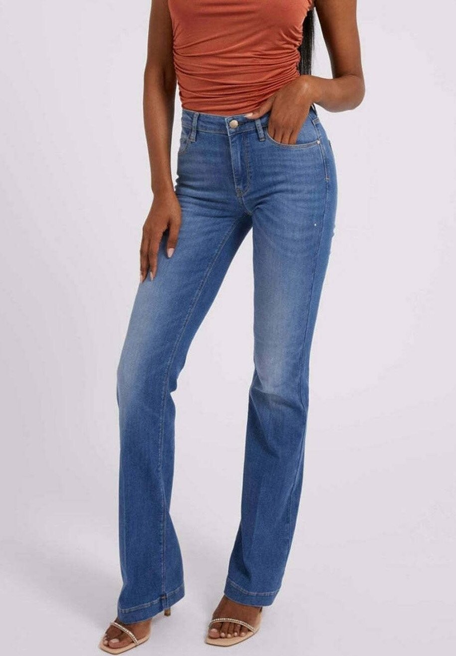 

Расклешенные джинсы Guess