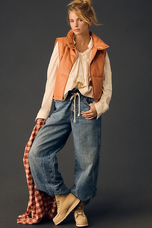 

Жилет из искусственной кожи от Anthropologie, бронза
