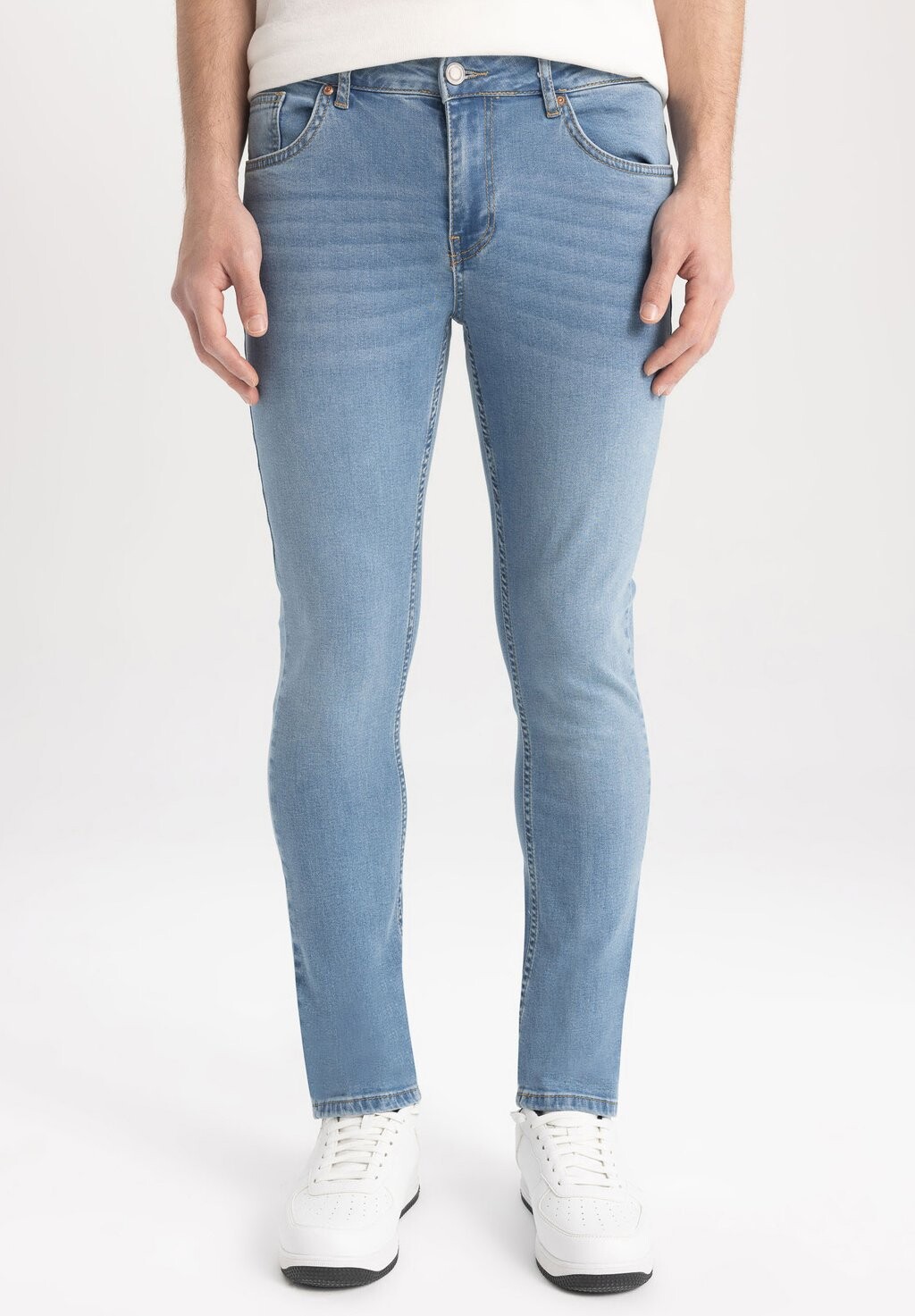 

Джинсы Slim fit DeFacto