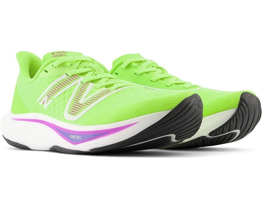

Кроссовки New Balance FuelCell Rebel v3, цвет Thirty Watt/Electric Indigo