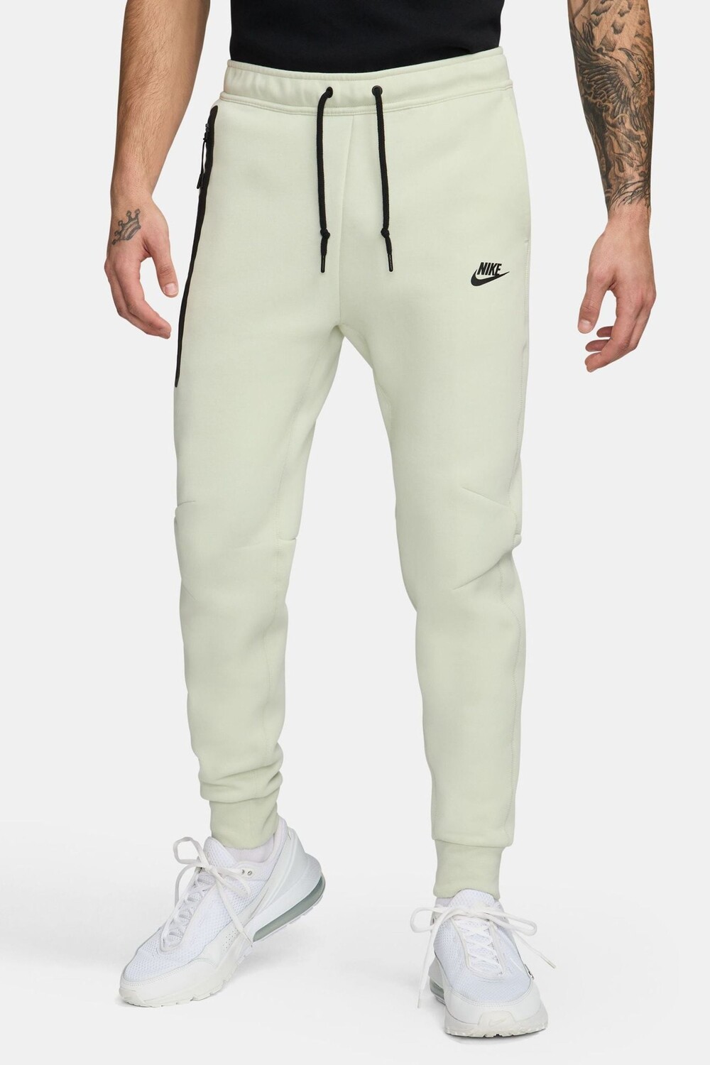 

Беговые брюки из технического флиса Nike, бежевый