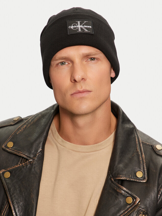 

Кепка Calvin Klein, черный