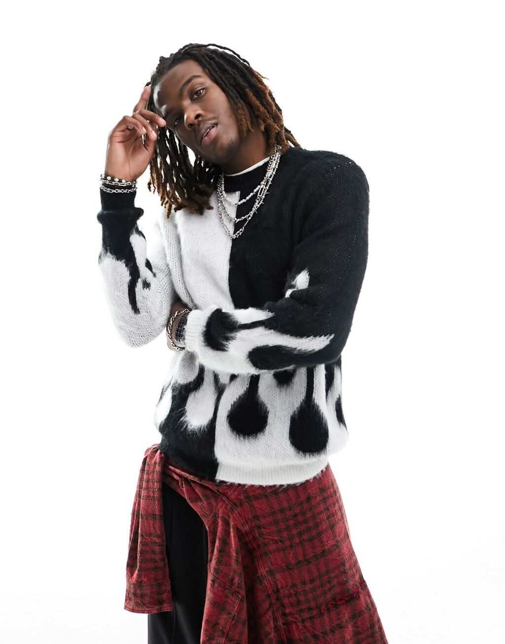 

Черный объемный вязаный джемпер с пламенным узором ASOS DESIGN
