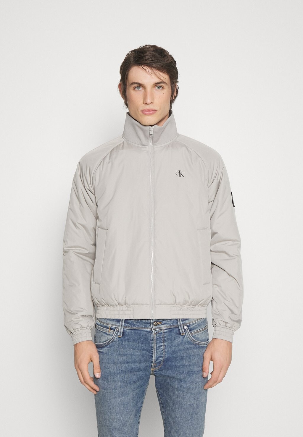 

Куртка-бомбер Calvin Klein Jeans