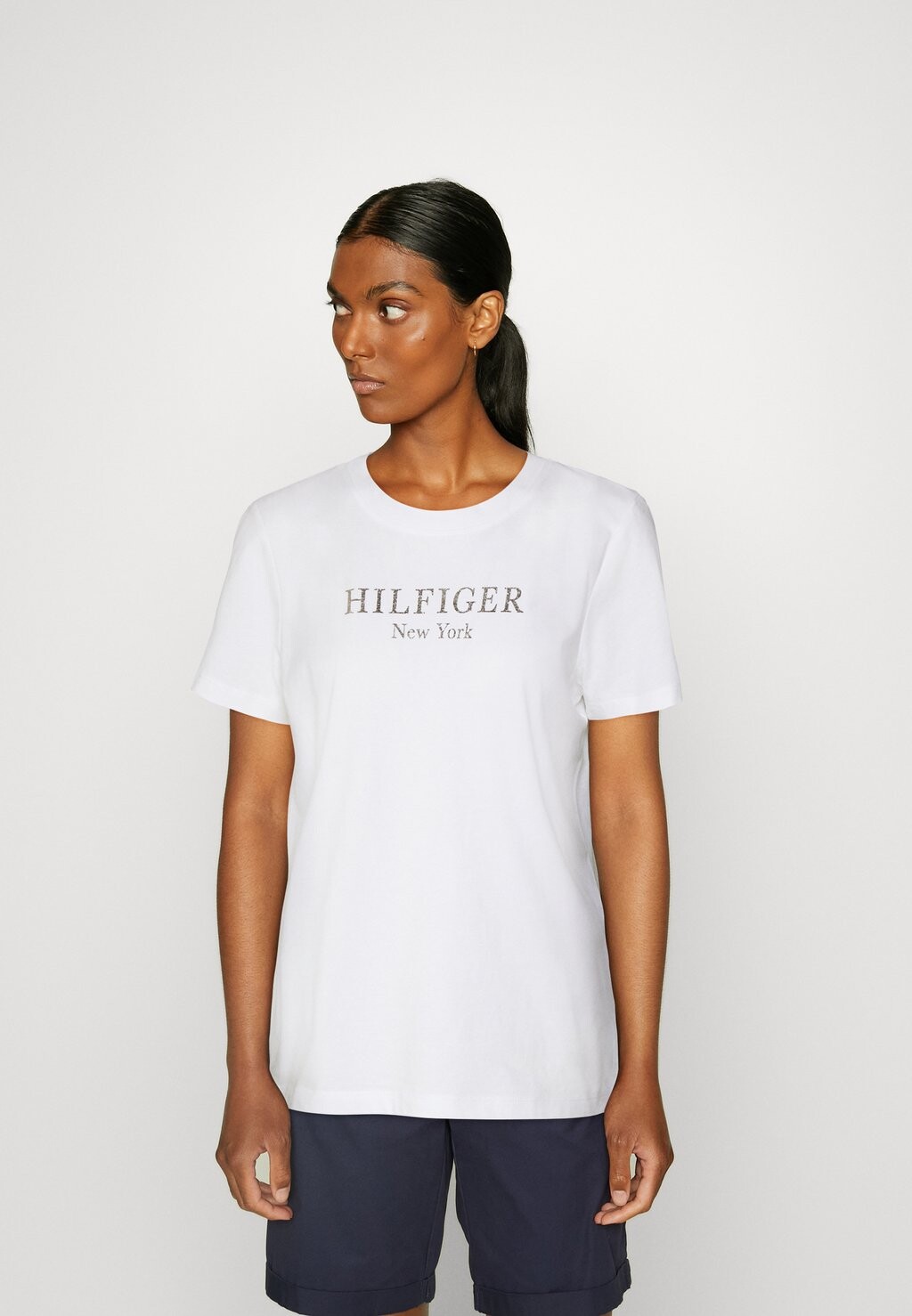 

Футболка с принтом Tommy Hilfiger, белый