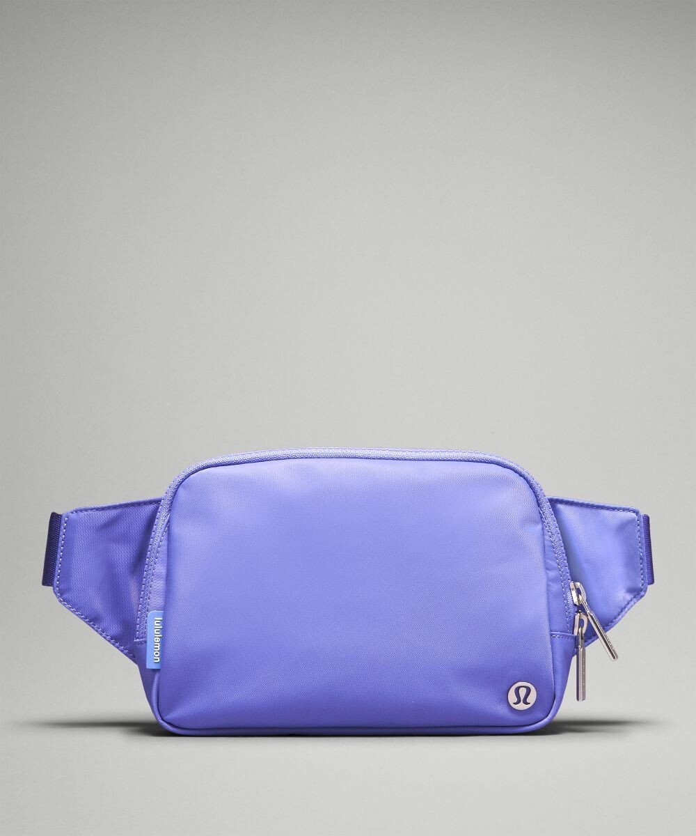 

Поясная сумка Everywhere большая 2л Lululemon, лавандовый