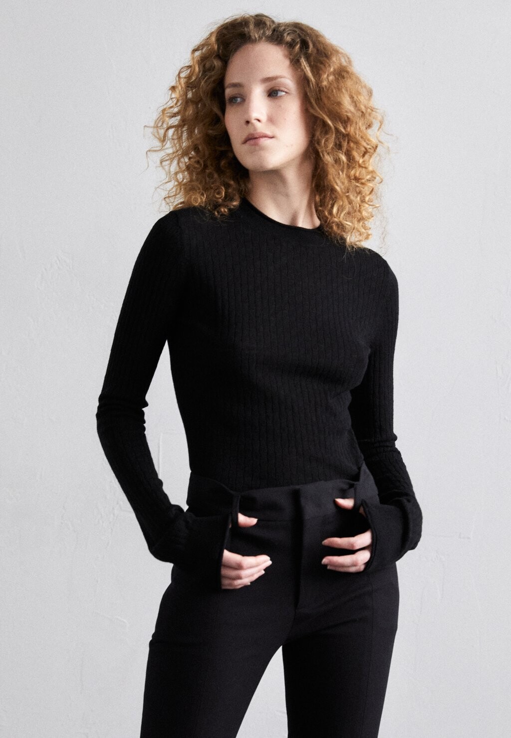 

Вязаный свитер Filippa K, цвет black