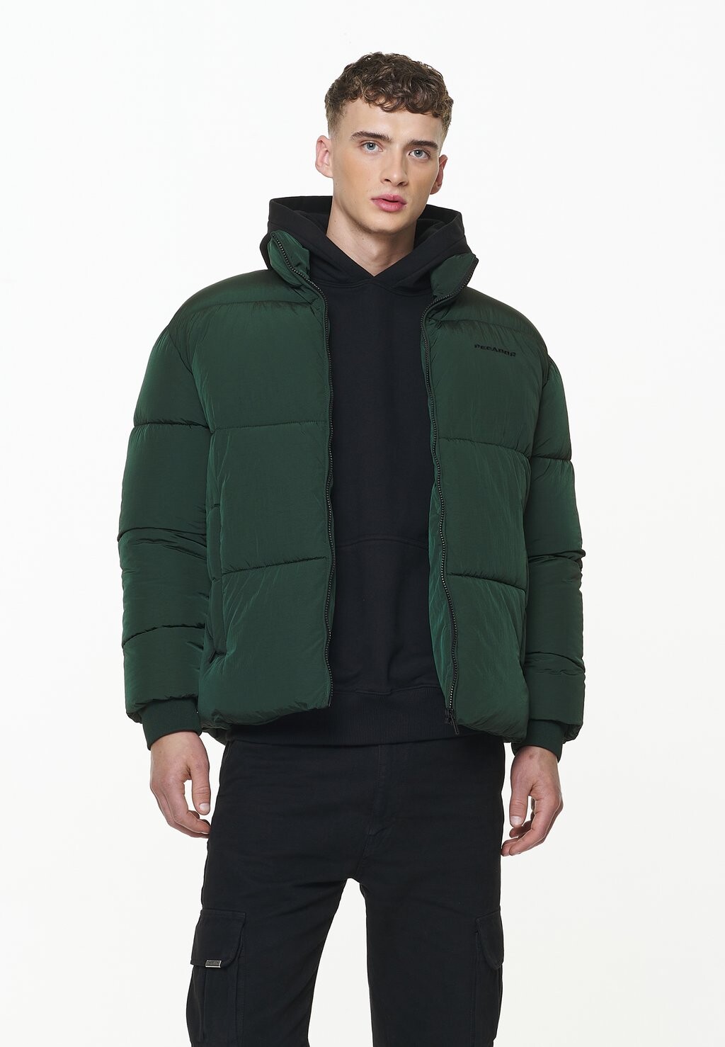 

Зимняя куртка Pegador SOLIN CRUSHED PUFFER JACKET, британский зеленый