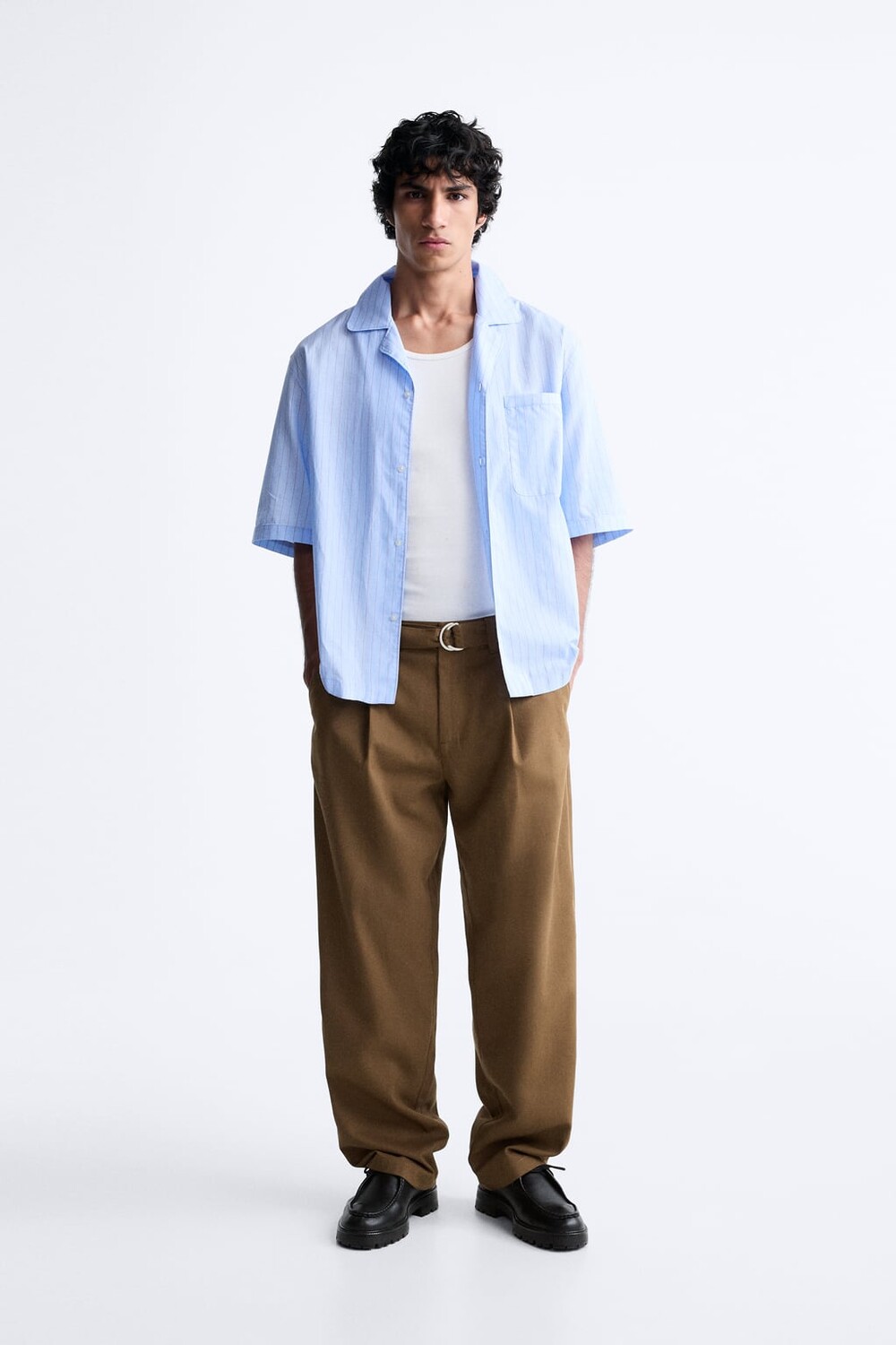 

Брюки плиссированные с поясом ZARA, кэмел