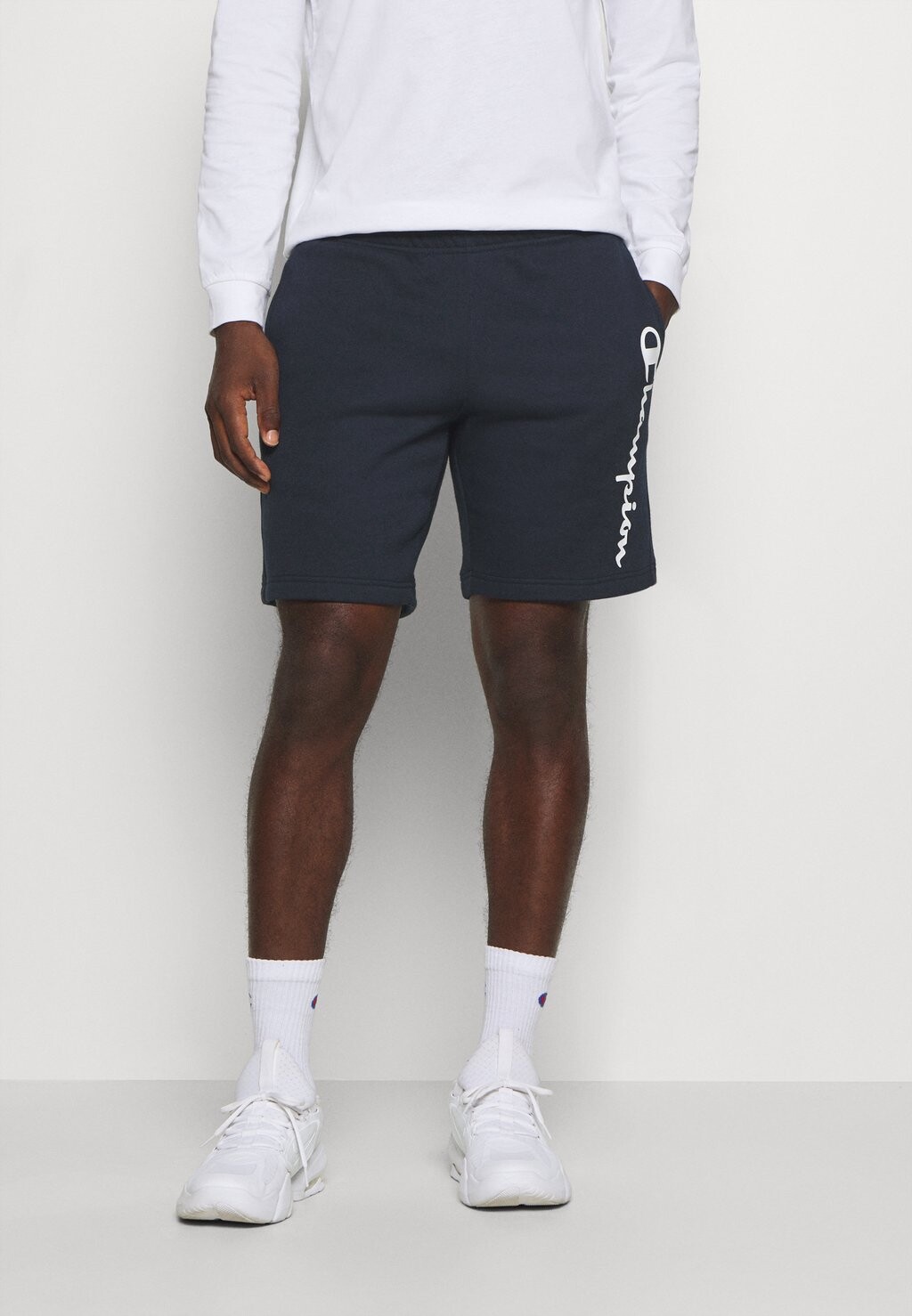 

Спортивные шорты Champion