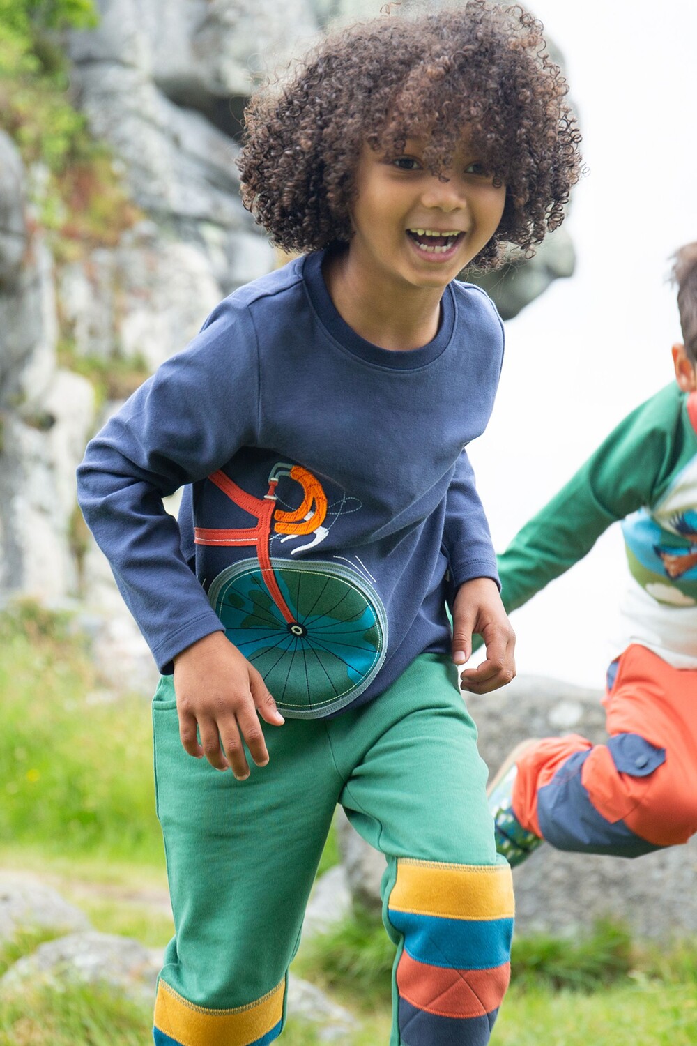 

Квестовая блузка с аппликацией Frugi, синий