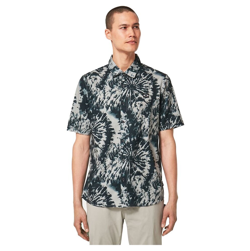 

Рубашка с коротким рукавом Oakley Mtn Dye Woven, черный