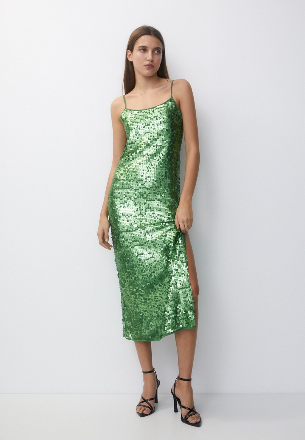 

Элегантное платье Sequinned Midi PULL&BEAR, зеленый