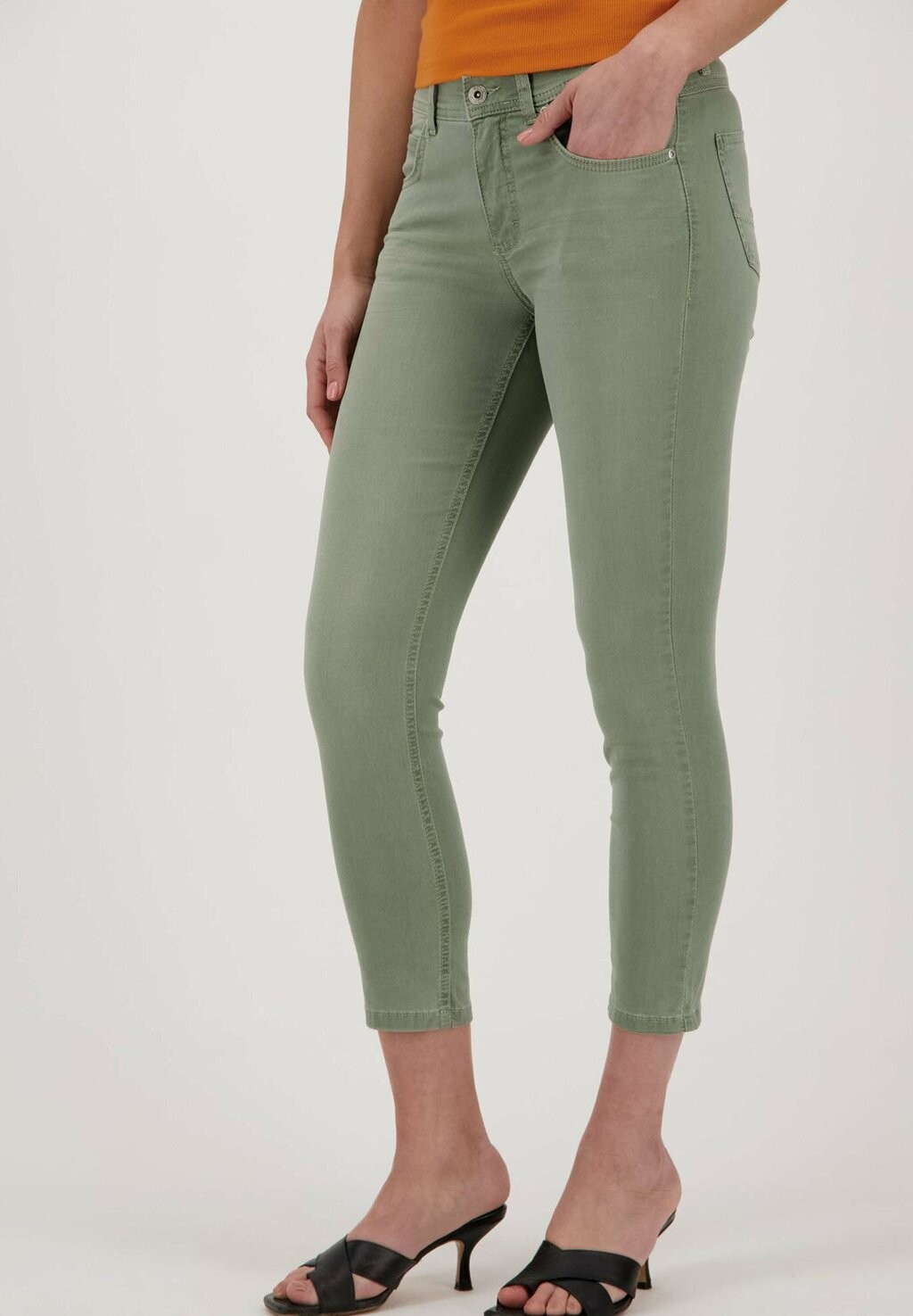 

Джинсы Slim fit Angels