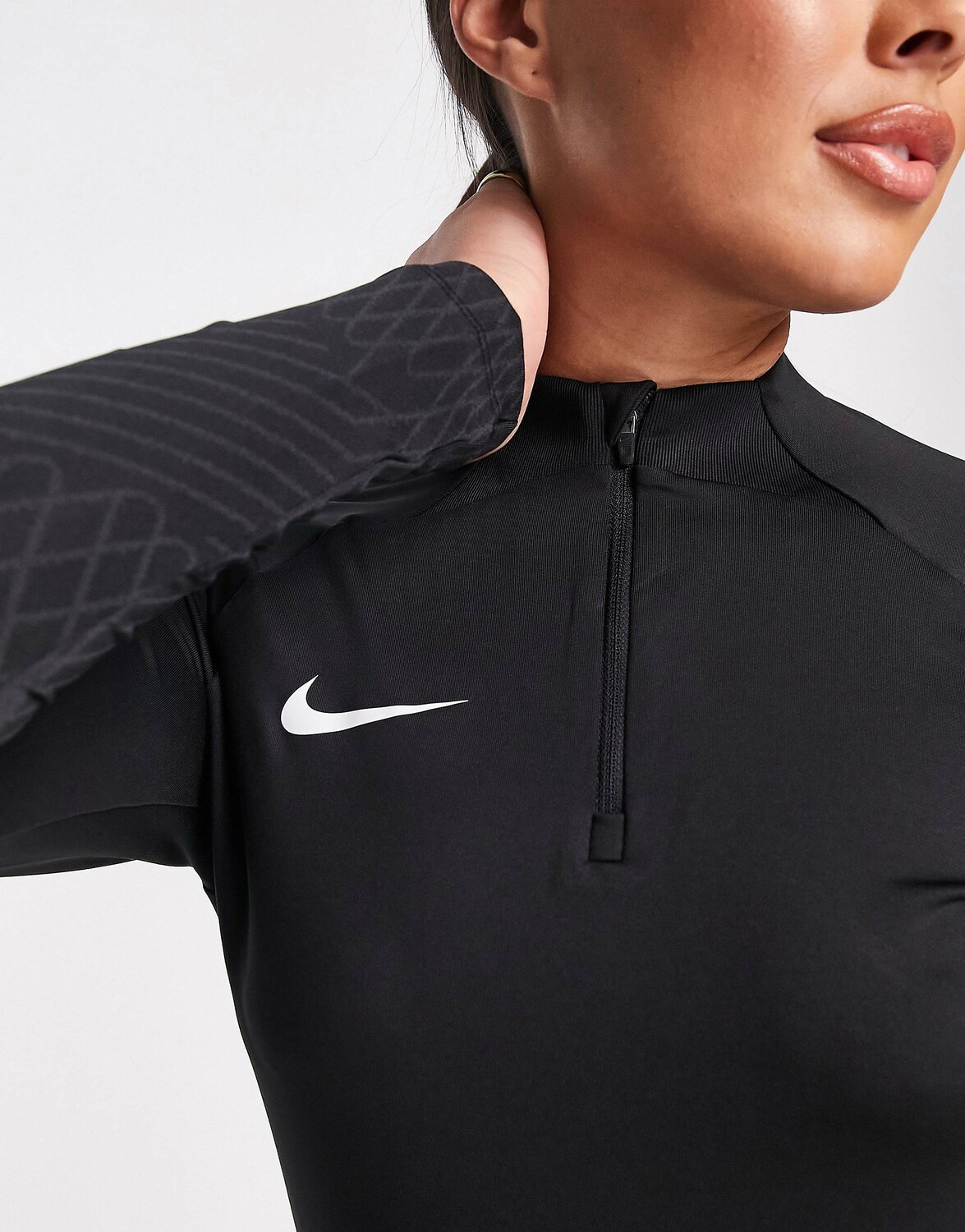 

Черная спортивная футболка с молнией до половины Nike Football Strike, Черный