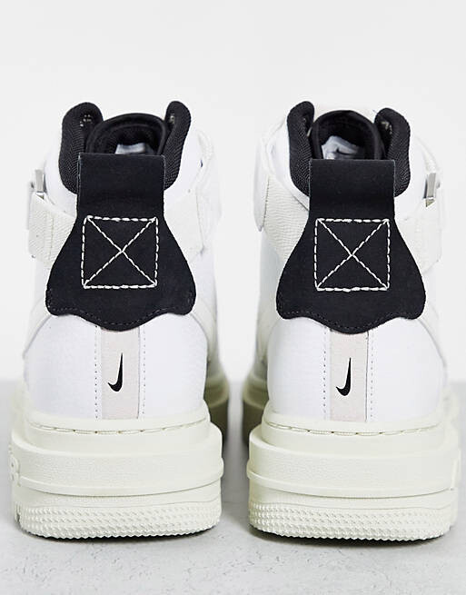 

Белые кроссовки Nike Air Force 1 Hi Utility 2.0, Белый