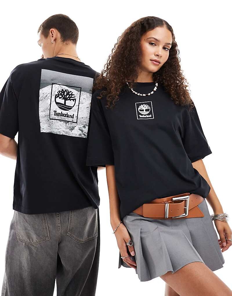 

Timberland — черная футболка оверсайз с геометрическим горным принтом — только на ASOS