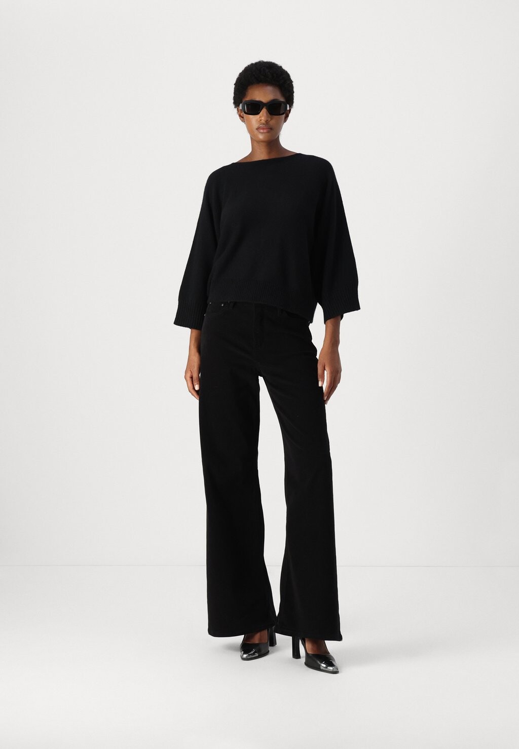 

Брюки BELLFLOWER Guess, черный