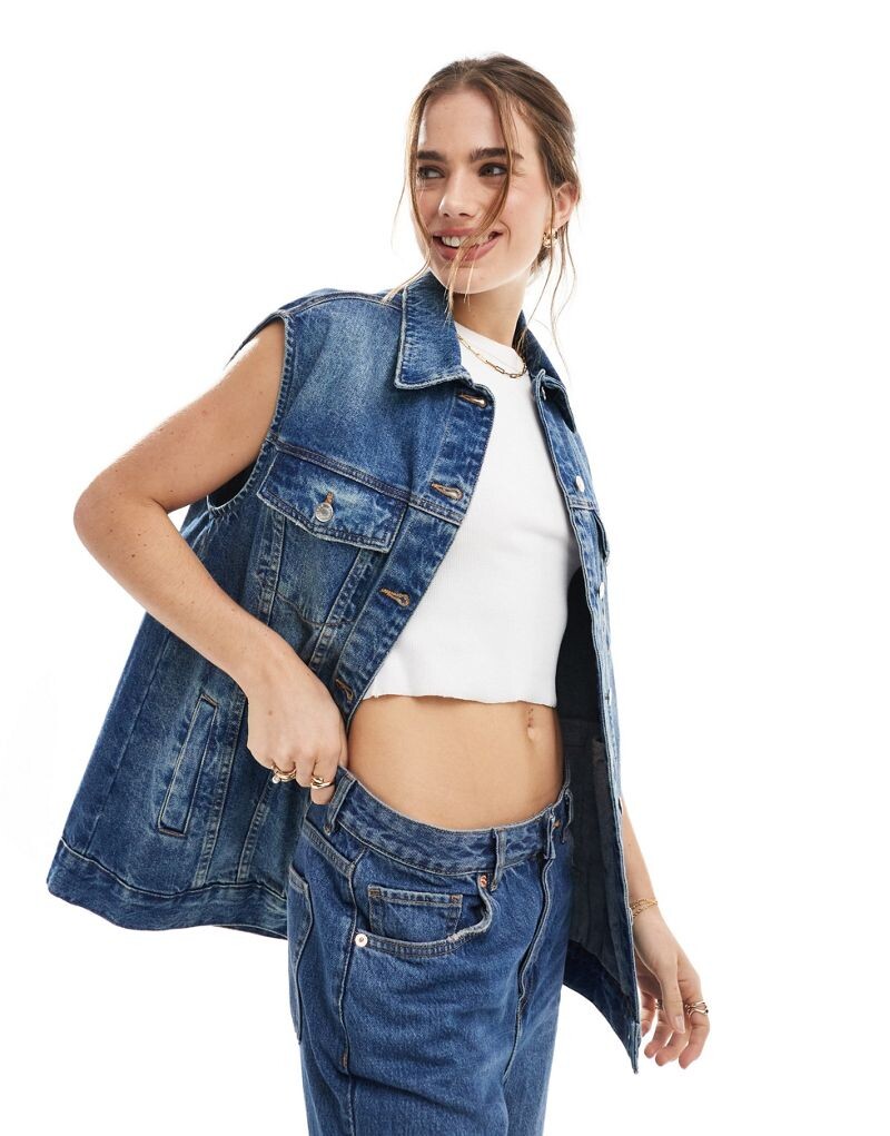 

ASOS DESIGN – Синий джинсовый жилет оверсайз с эффектом потертости