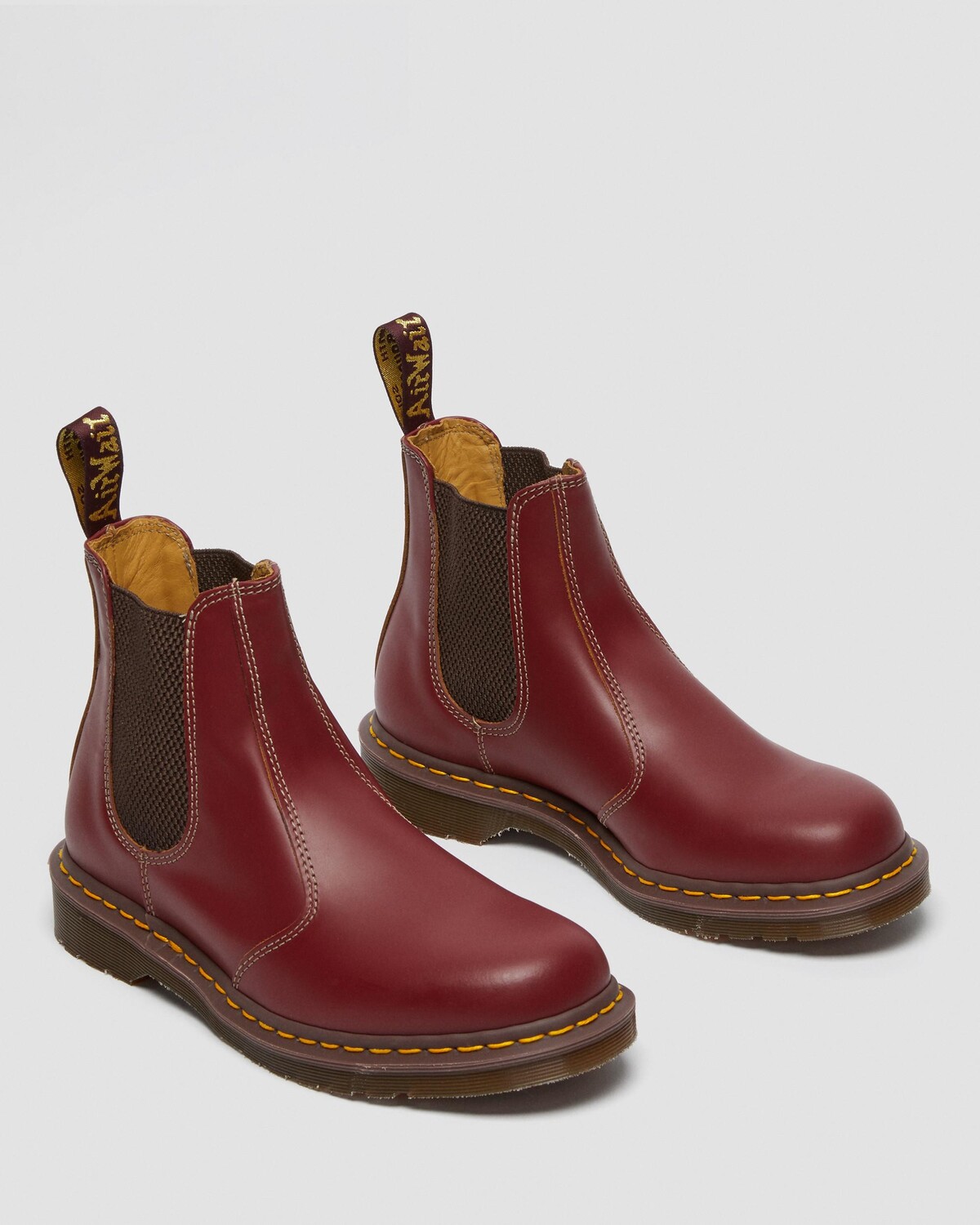 

Винтажные ботинки челси 2976 Made In England Dr. Martens
