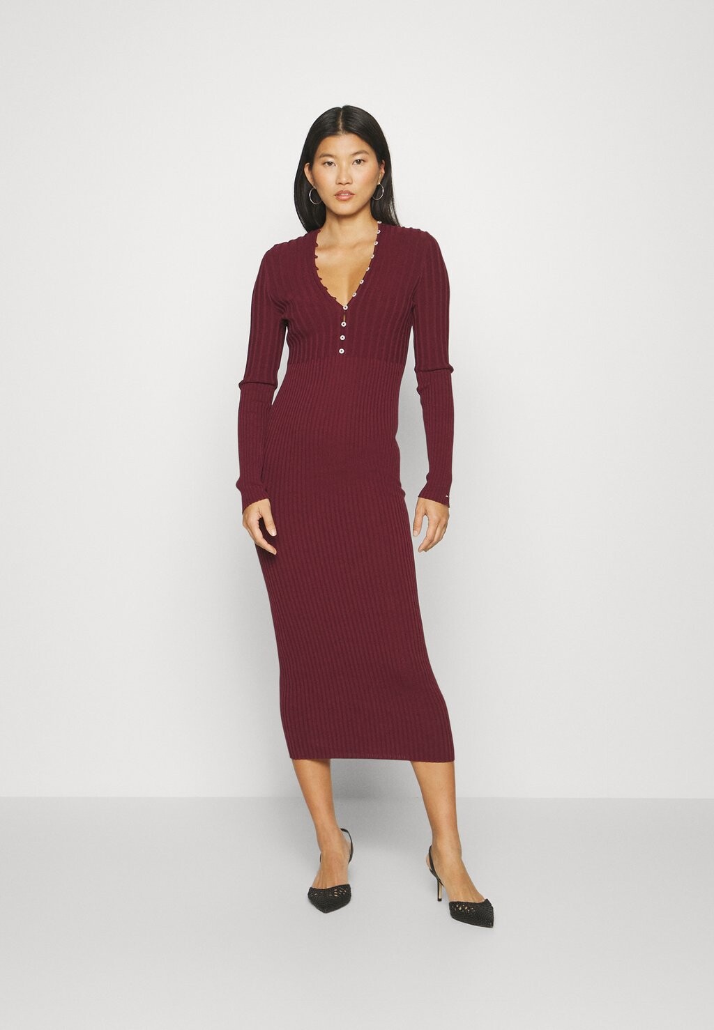 

Платье Tommy Hilfiger ПЛАТЬЕ НА ПУГОВИЦАХ, цвет deep rouge