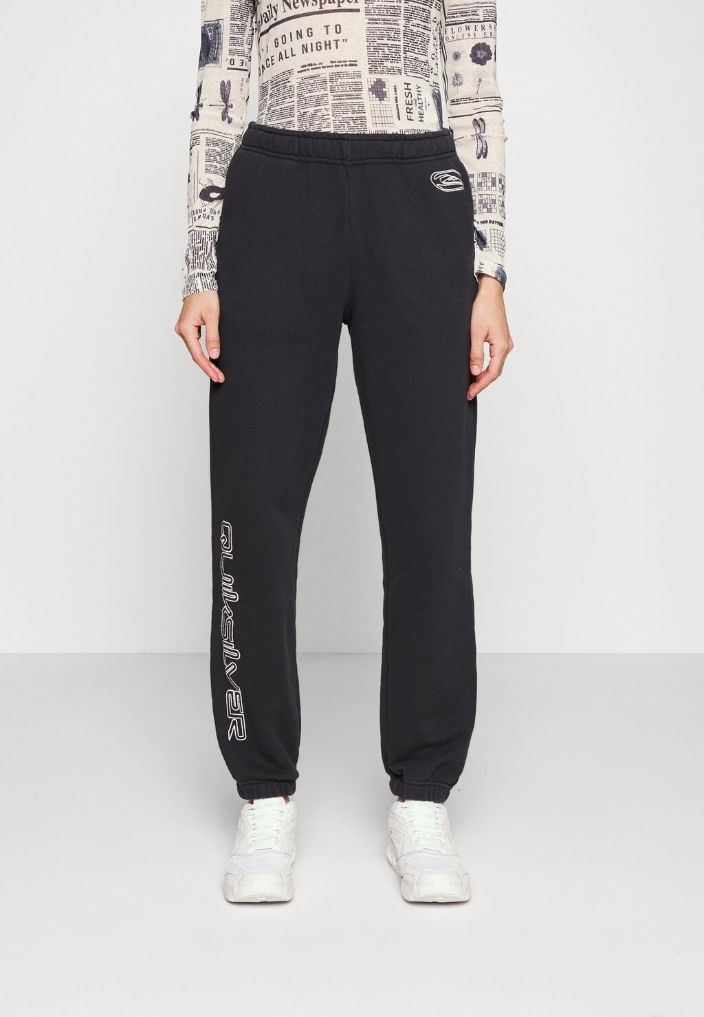

Спортивные брюки Quiksilver, черный