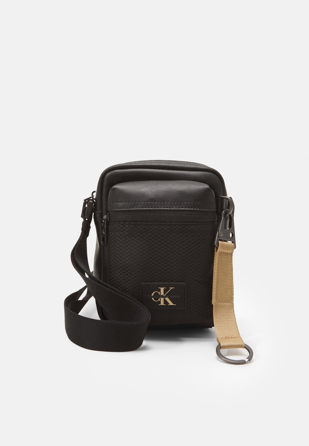 

Сумка через плечо TAGGED REPORTER FRONT Calvin Klein Jeans, цвет black