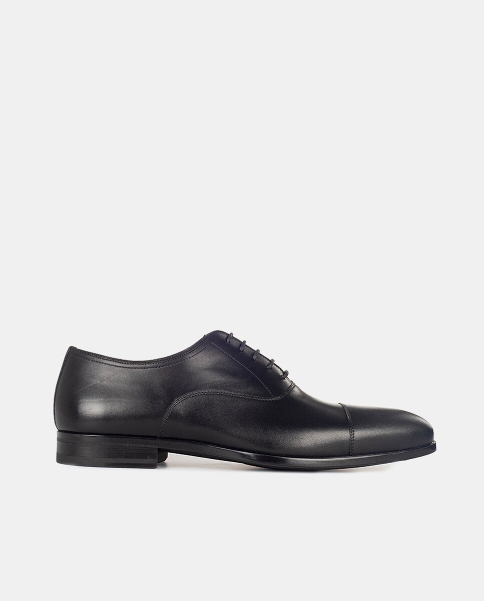 

Мужские кожаные туфли на шнуровке с прямым носком Magnanni, черный
