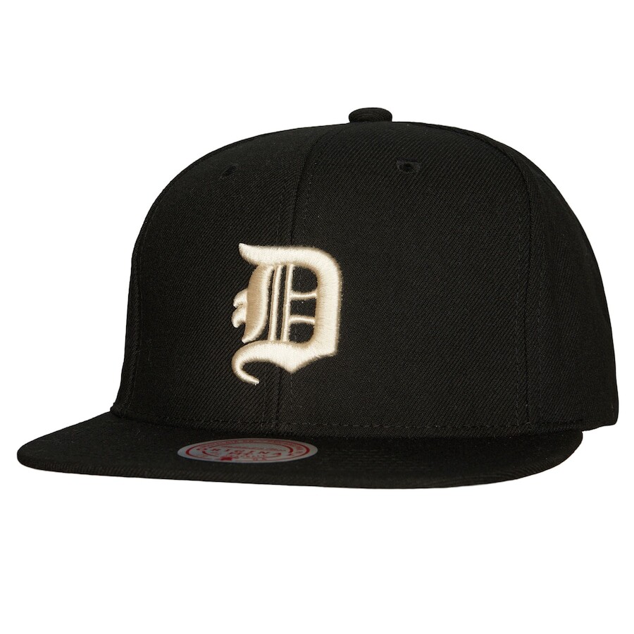 

Бейсболка Mitchell & Ness Detroit Tigers, черный