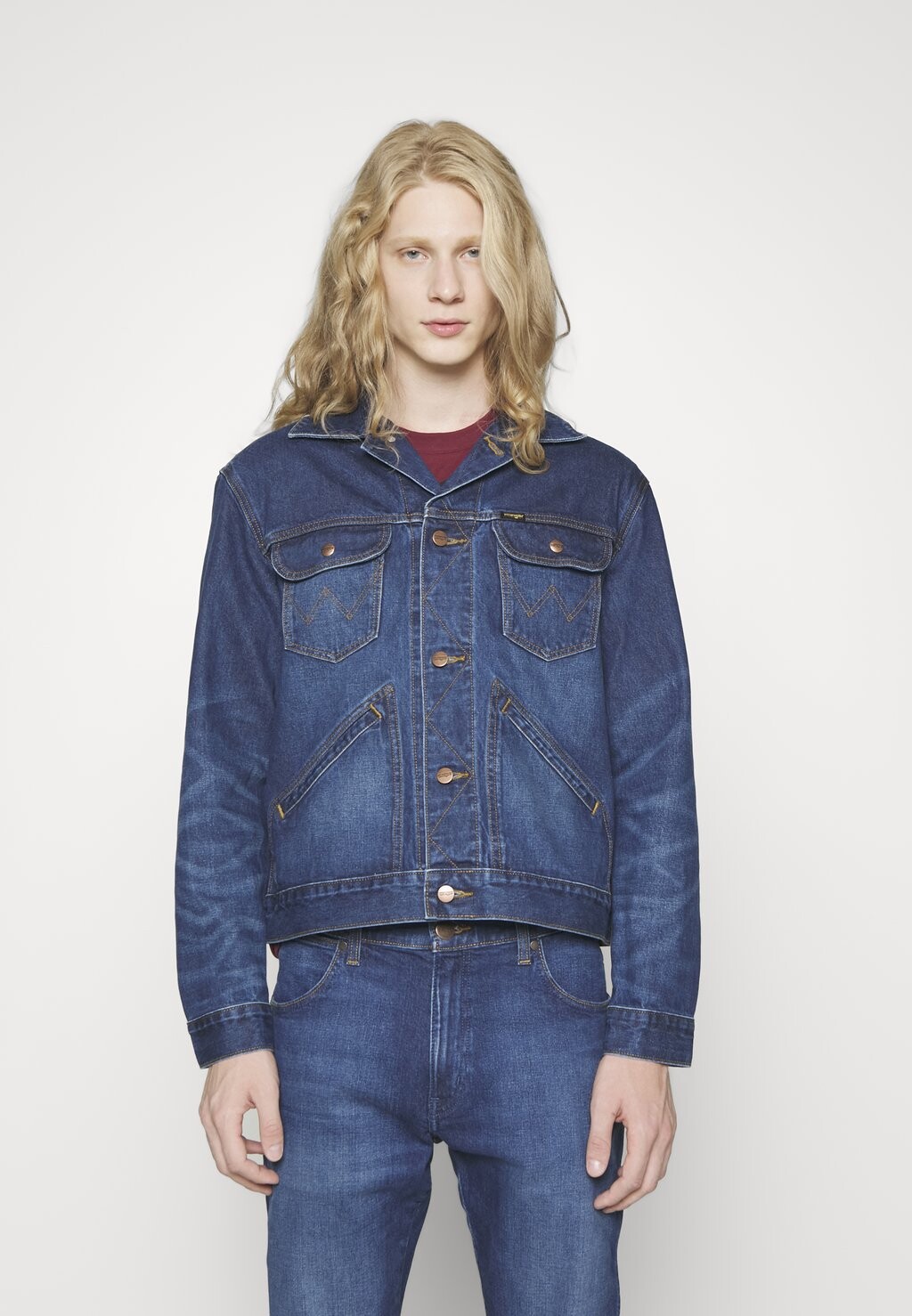 

Джинсовая куртка Wrangler