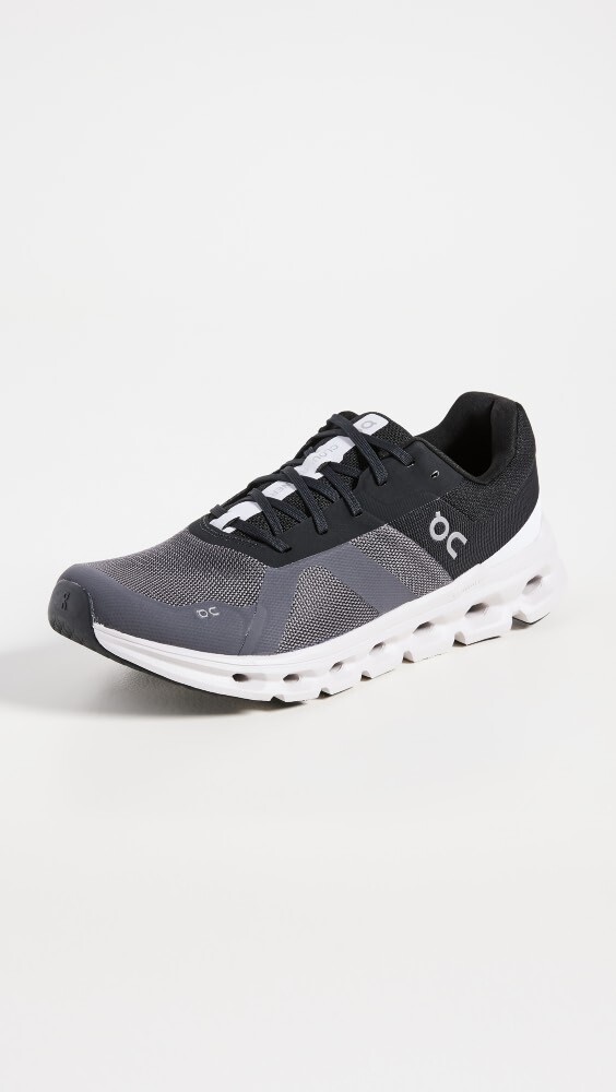 

Кроссовки On Cloudrunner