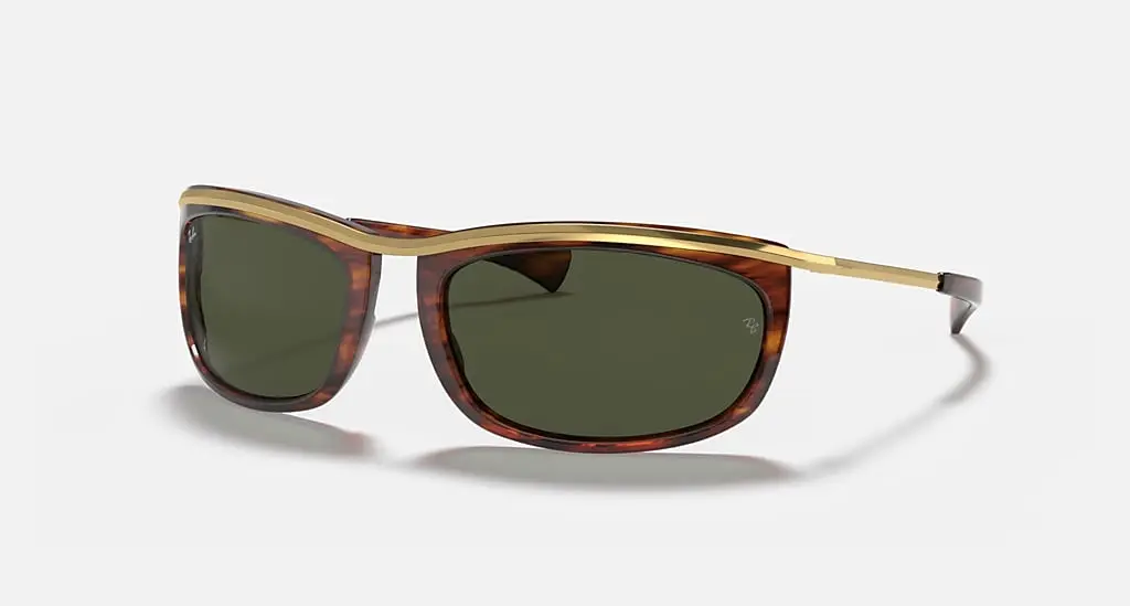 

Солнцезащитные очки Ray-Ban OLYMPIAN I, зеленый