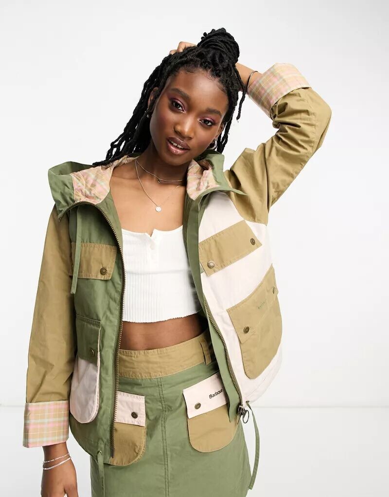 

Легкая непромокаемая куртка в стиле колор-блок Barbour x ASOS