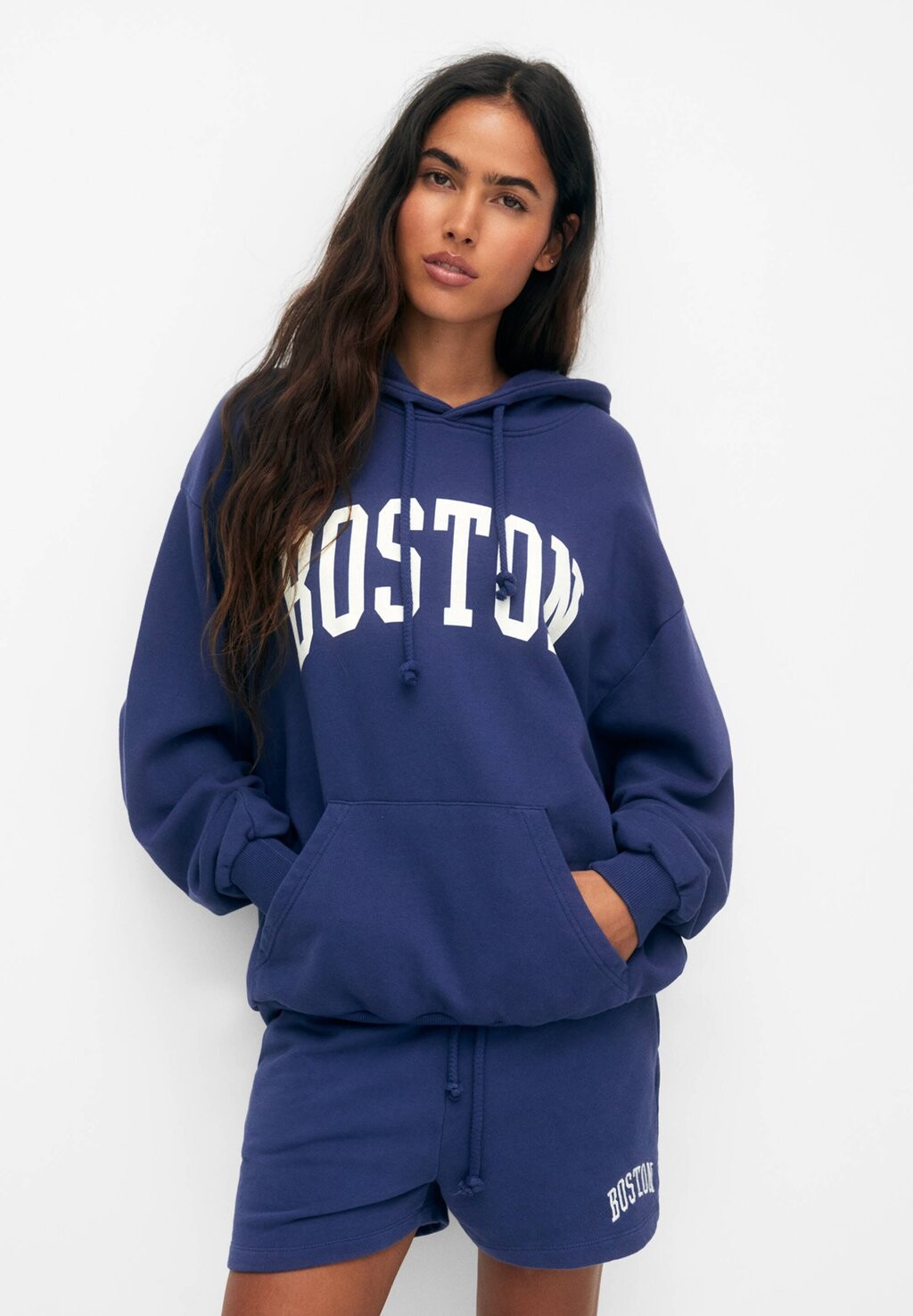 

Толстовка с капюшоном PULL&BEAR, темно-синий