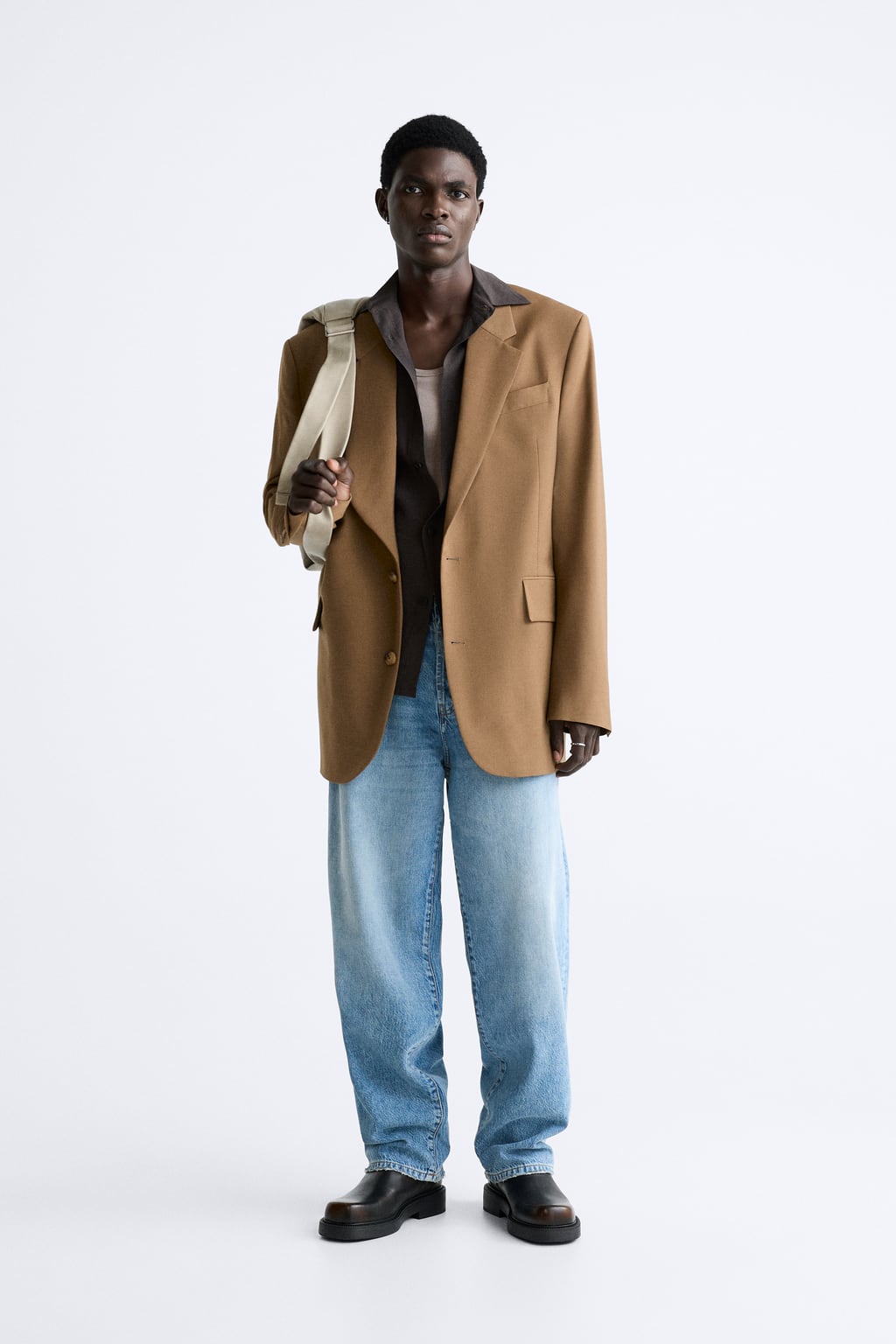 

Костюмный пиджак из смесовой шерсти ZARA, карамельный