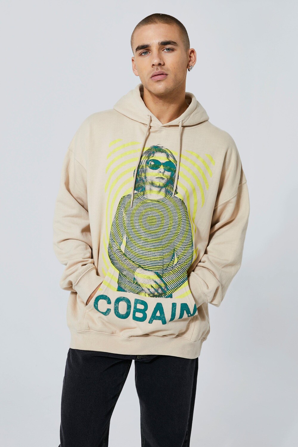 

Худи оверсайз kurt cobain license Boohoo, песочный