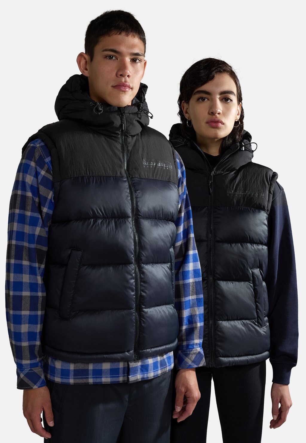 

Жилет A-HORNELEN V UNISEX Napapijri, черный