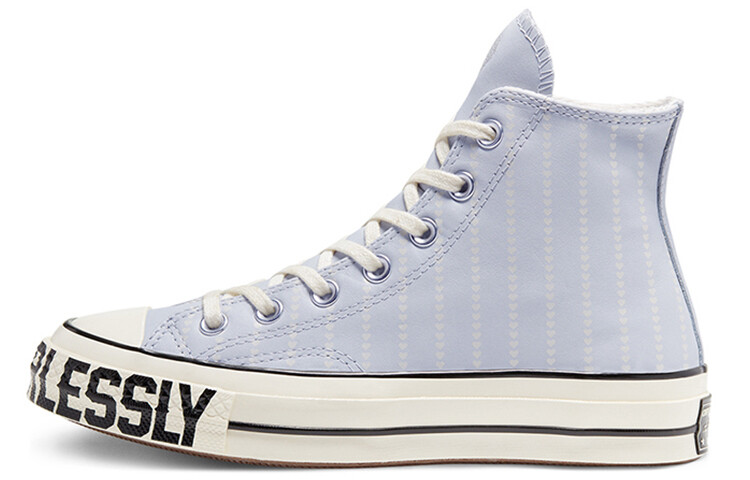 

Женские парусиновые туфли Converse 1970-х годов