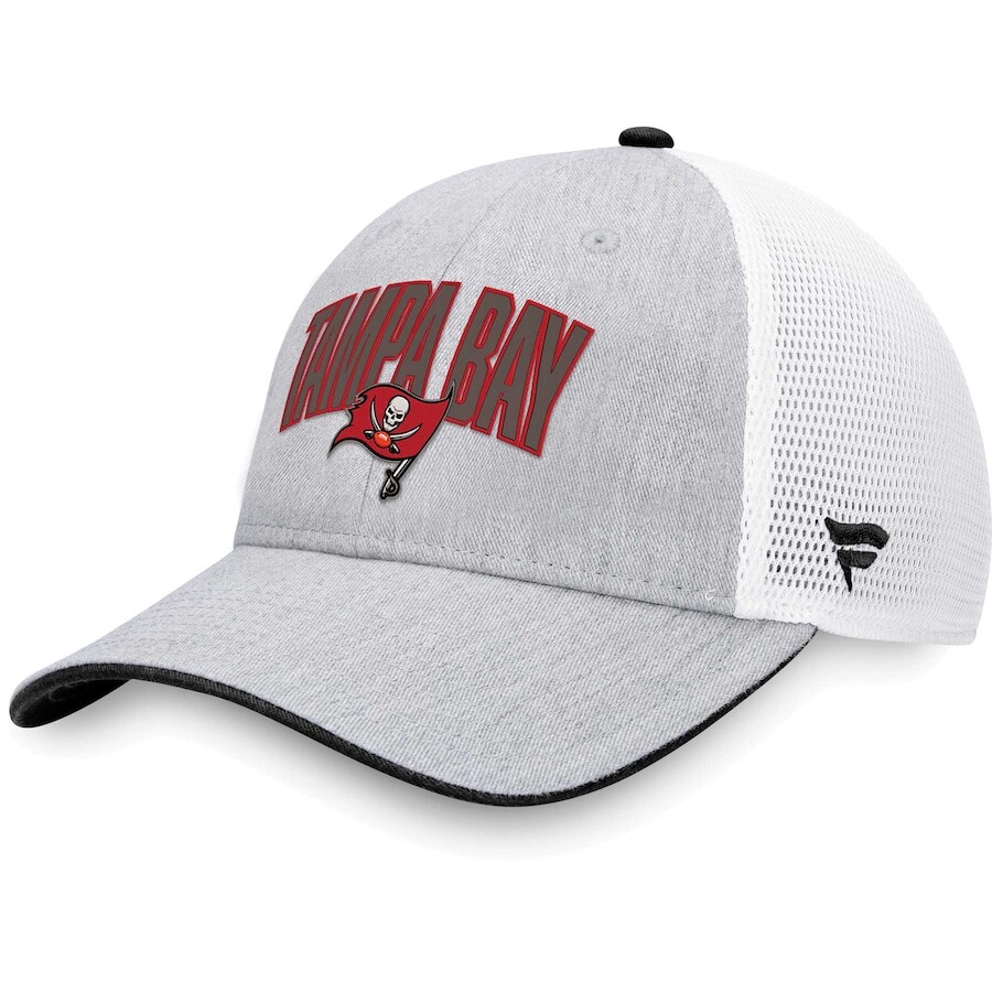 

Бейсболка Fanatics Branded Tampa Bay Buccaneers, серый