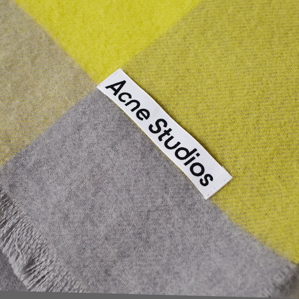 шарф acne studios varity check scarf Шарф в клетку Acne Studios Varity