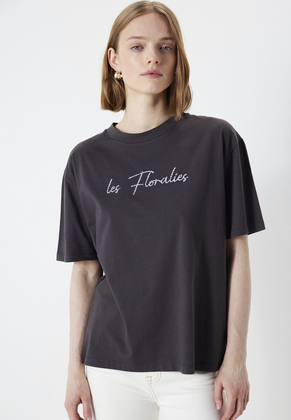 

Футболка с принтом REGULAR FIT EMBROIDERED WITH SLOGAN Ipekyol, цвет anthracite