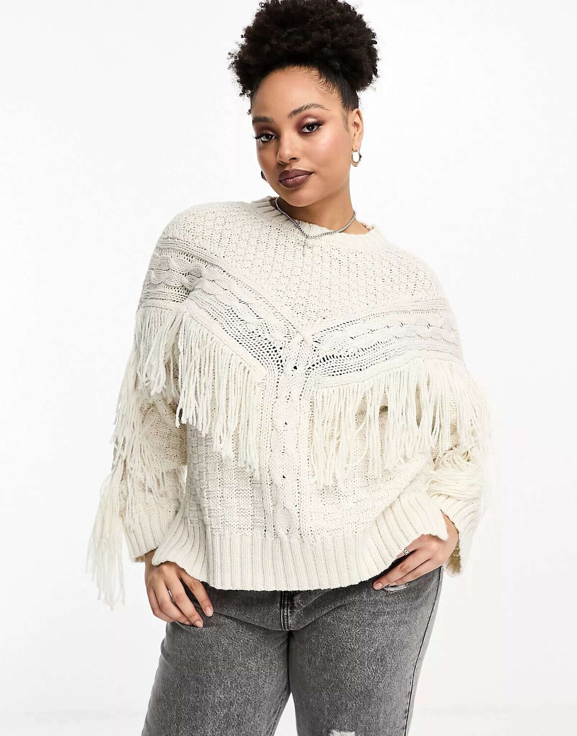 

ASOS DESIGN Кремовый джемпер с бахромой Curve, Бежевый