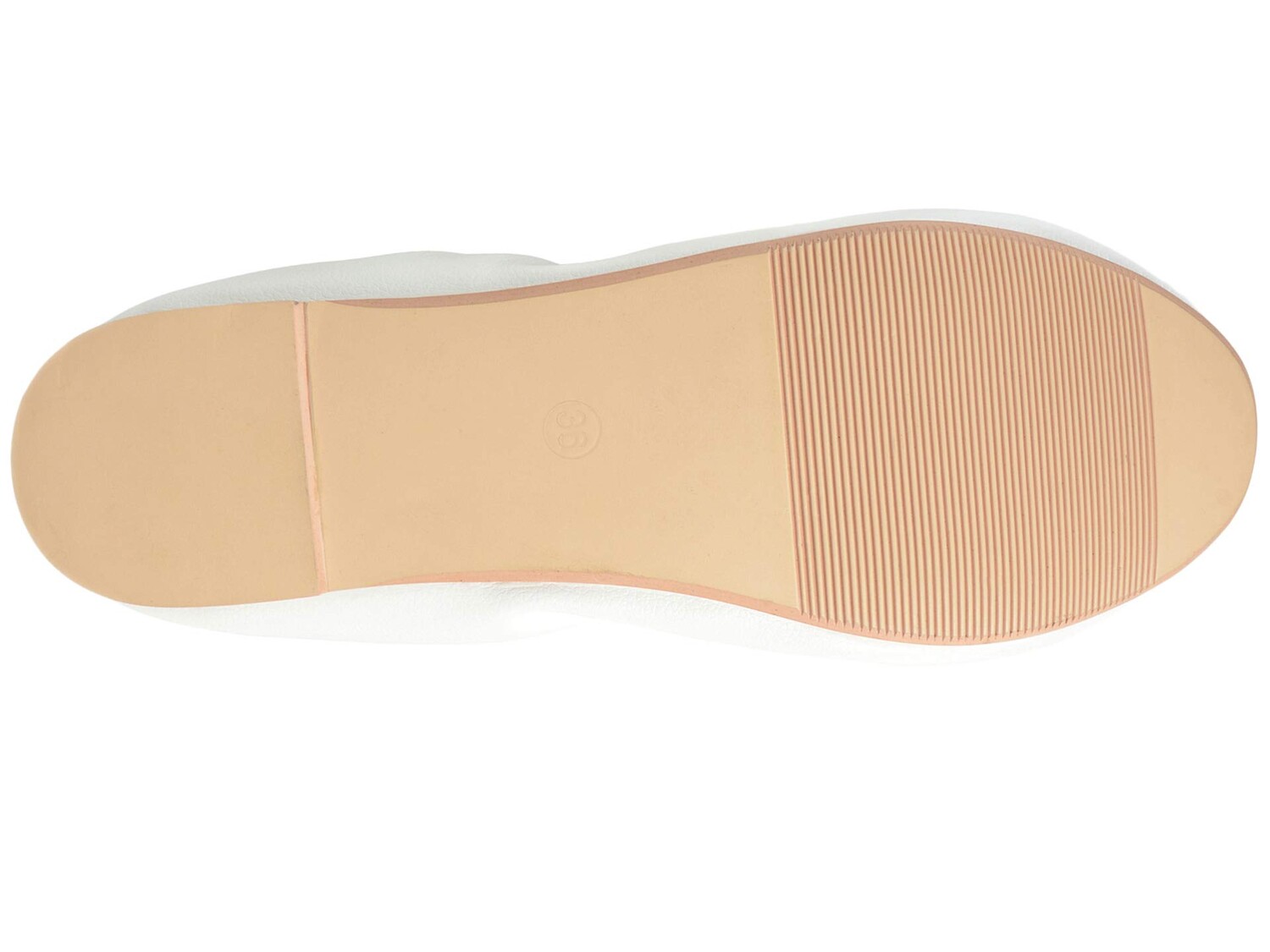 

Обувь на низком каблуке Journee Collection Lindy Flat, белый