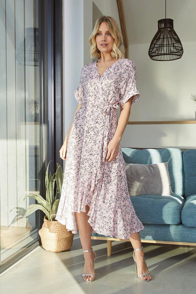 

Платье Ditsy с цветочным принтом и короткими рукавами Izabel London, розовый