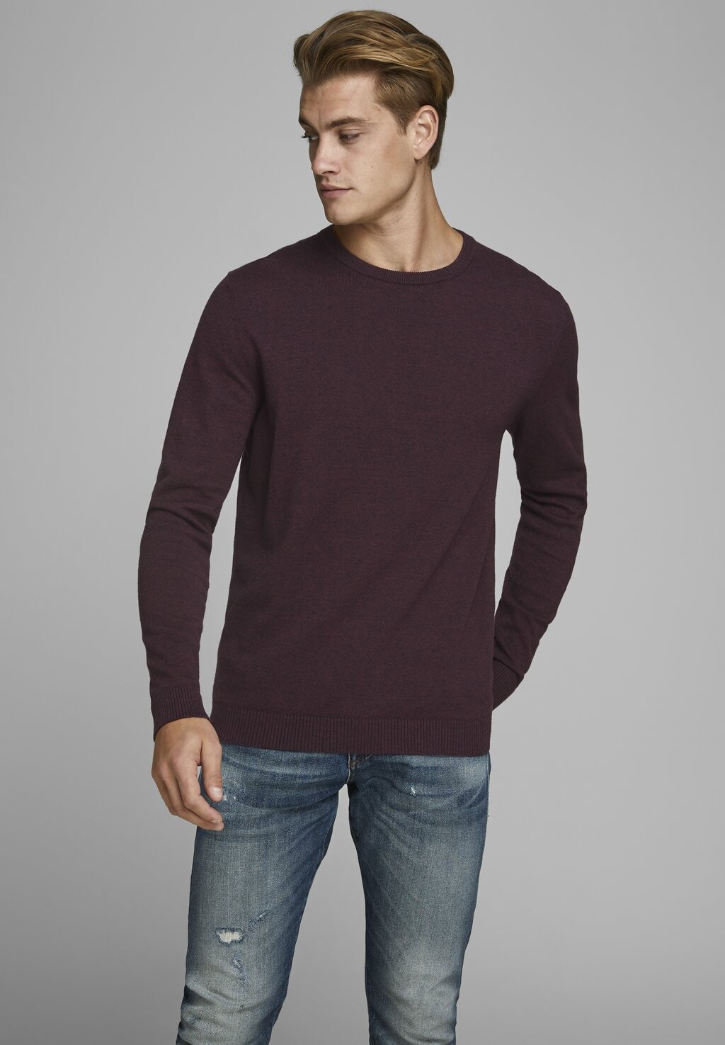 

Джемпер вязаный JJEBASIC CREW NECK Jack & Jones, цвет dark red