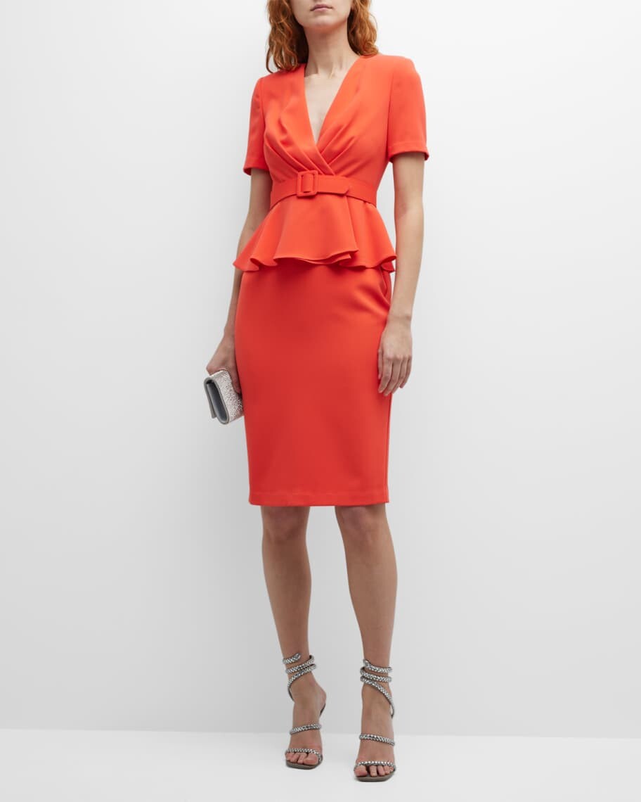 

Платье с короткими рукавами и поясом с баской Badgley Mischka Collection